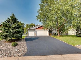 5375 Mitchell Ridge Dr, Big Lake, MN 55309