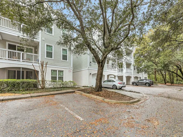 60 Fenwick Hall Aly APT 313, Johns Island, SC 29455
