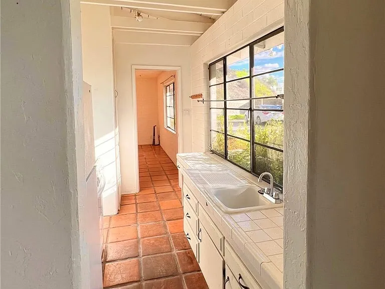 11600 Orcas Ave — Photo 13