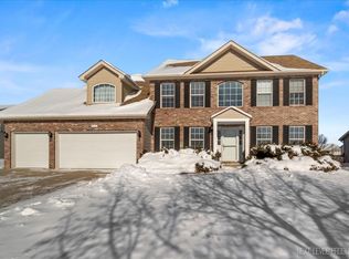915 Appaloosa Trl, Plano, IL 60545