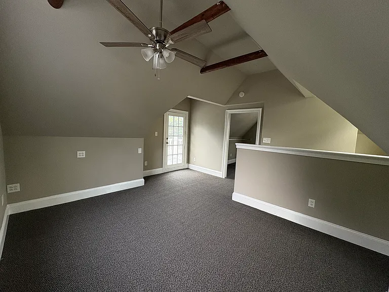 278 N Lansdowne Ave #4 — Photo 12