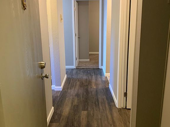 3rd image of 102-13437 Greenwood Ave N #102