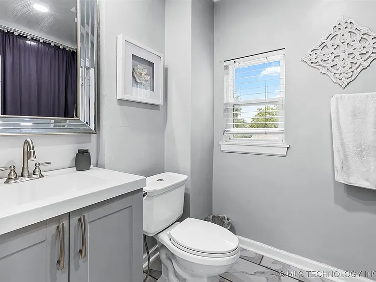1225 N Cheyenne Ave — Photo 11
