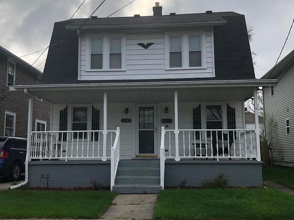 1st image of 1343 Davis Ave NW