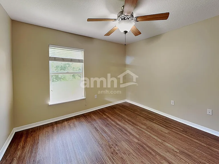 162 Crown Colony Way — Photo 14