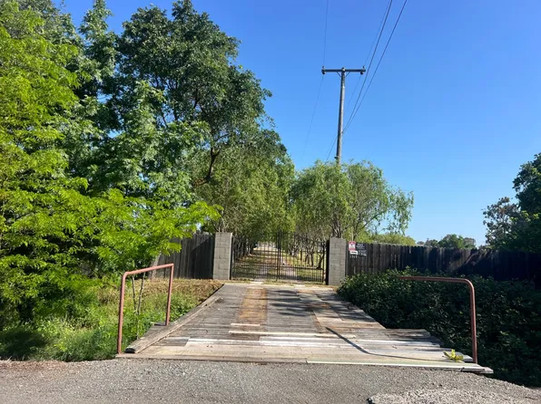 1515 E St, Rio Linda, CA 95673