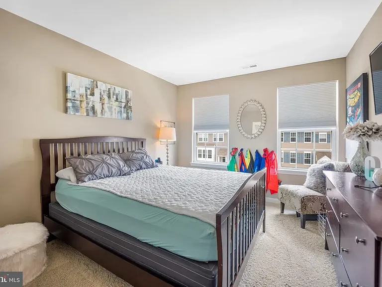 1815 Pinnacle Dr — Photo 9