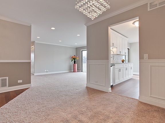 2nd image of 1062 Driftwood Ct APT A2