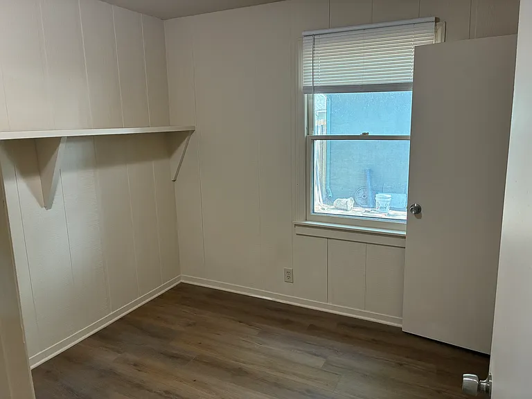 222 E Park St — Photo 13