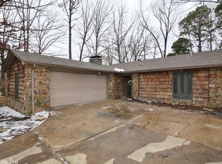 12 Partridge Ln, Benton, AR 72019