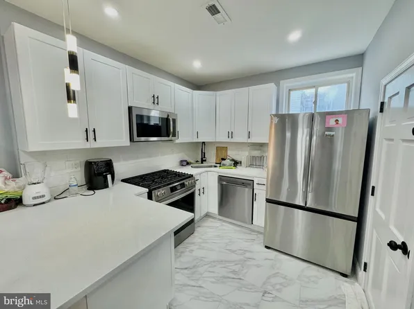 231 W Calvert St, Philadelphia, PA 19120