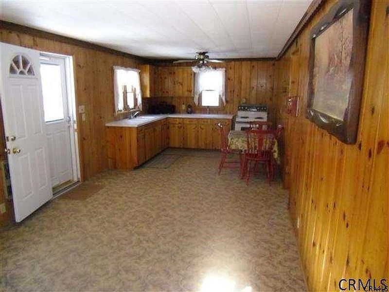 3rd image of 7404 LAKE Road