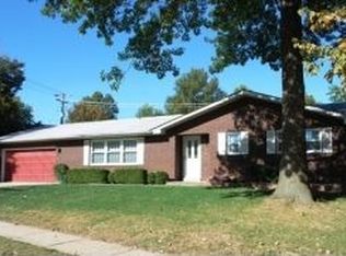 102 E Wesley Dr, O Fallon, IL 62269