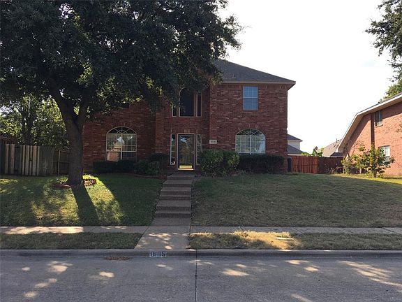 3rd image of 8105 Greenwood Dr