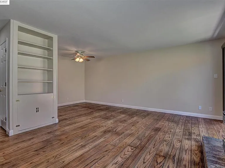 33128 Hemlock Dr — Photo 19