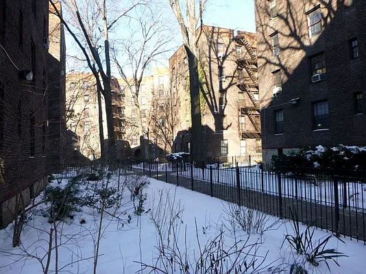 Rented by Bohemia Realty Group | media 10