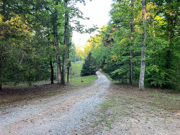 4th image of 600 County Road 301