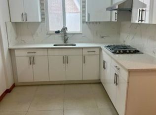 14842 59th Ave, Flushing, NY 11355
