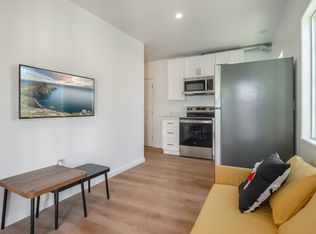 6442 1/2 Jumilla Ave #1, Woodland Hills, CA 91367