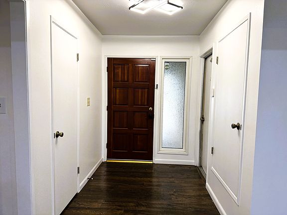 3rd image of 4406 Glencannon St #1