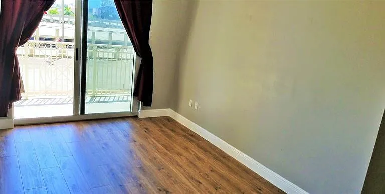 511 SE 5th Ave #607 — Photo 9