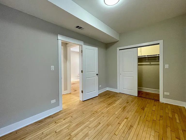 2143 N Keystone Ave #2 — Photo 16