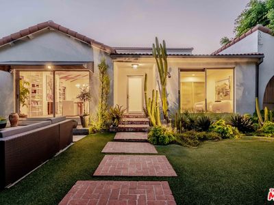 517 N Laurel Ave, Los Angeles, CA, 90048