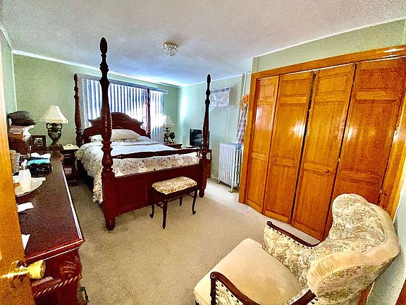 4th image of 8615 Avenue