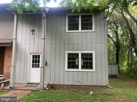 4th image of 133 Woodlake Dr