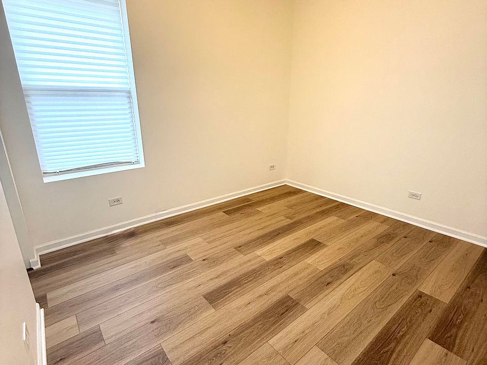 Bedroom #1 with closet