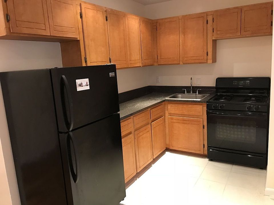 1st image of 1585 Bedford Ave APT 1A