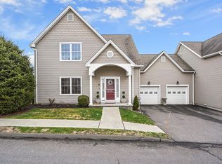 6 Heron View Rd UNIT 6, New Fairfield, CT 06812