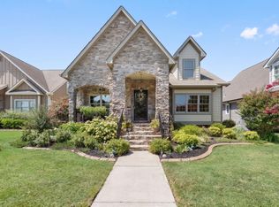 8961 Gentle Mist Cir, Ooltewah, TN 37363