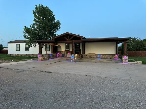 907 Hoss Rd, Sanger, TX 76266