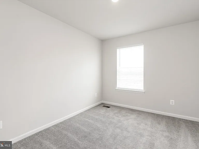 405 17th Ave — Photo 24