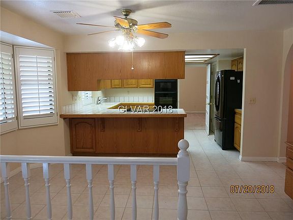 5th image of 1631 Indian Wells Dr
