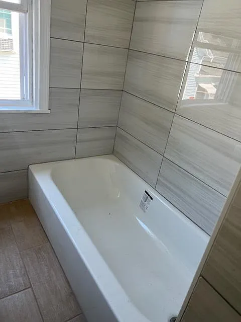 61 Florence St — Photo 2
