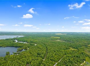 5556 Loggers Way, Ottawa, ON K7S3G7