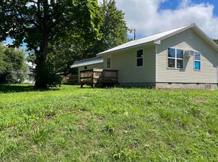 7700 Wilhelm Ln, Seligman, MO 65745