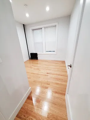 Rented by Azure Realty NY LLC | media 10