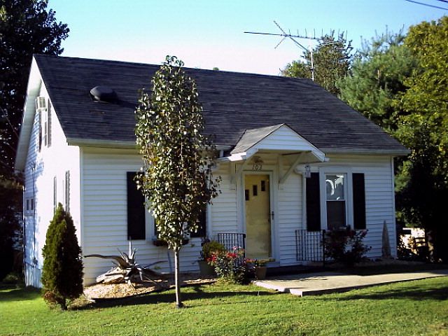 1st image of 103 Withers St