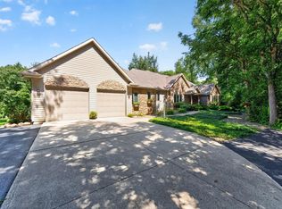 51640 Meadow Pond Dr, Granger, IN 46530