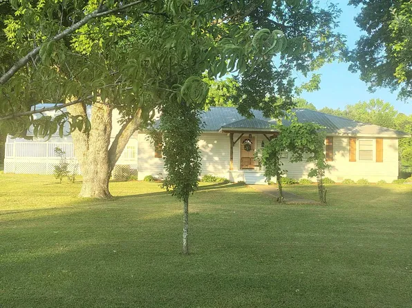 33 Irby Cir, Union Grove, AL 35175