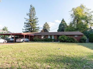 3830 Stewart Rd, Eugene, OR 97402