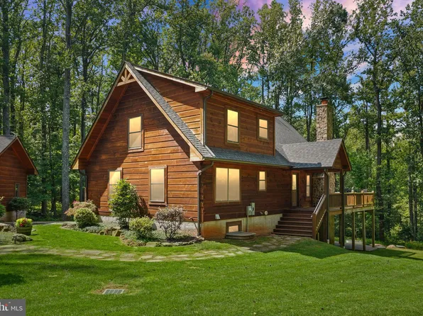 6040 Pignut Mountain Dr, Warrenton, VA 20187