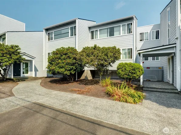 4230 Hoyt Avenue, Everett, WA 98203