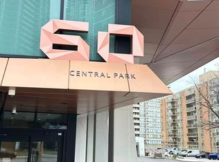 60 Central Park Dr #615, Markham, ON L3P 7E6