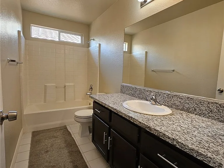 1513 Calle Montery St — Photo 23