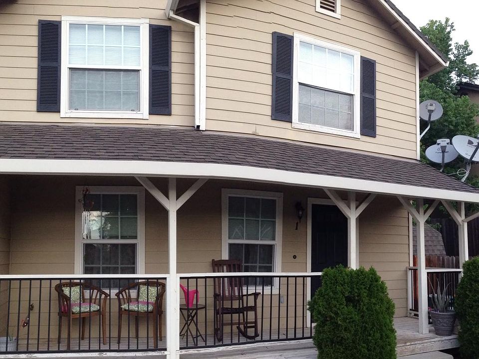 1st image of 3253 La Canada Dr APT 1