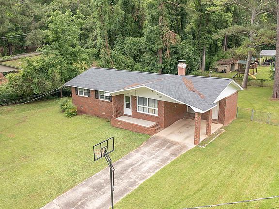 2nd image of 911 Bonnie Dr